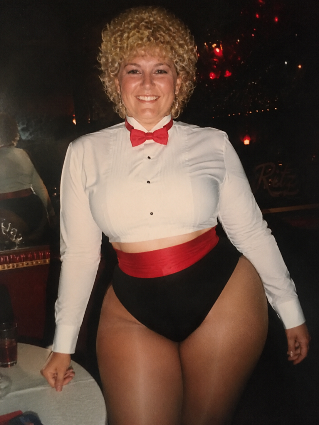 Photorealistic candid picture from 1984, Sweet beautiful middle-aged smiling tall obese body type with wide hips and ...