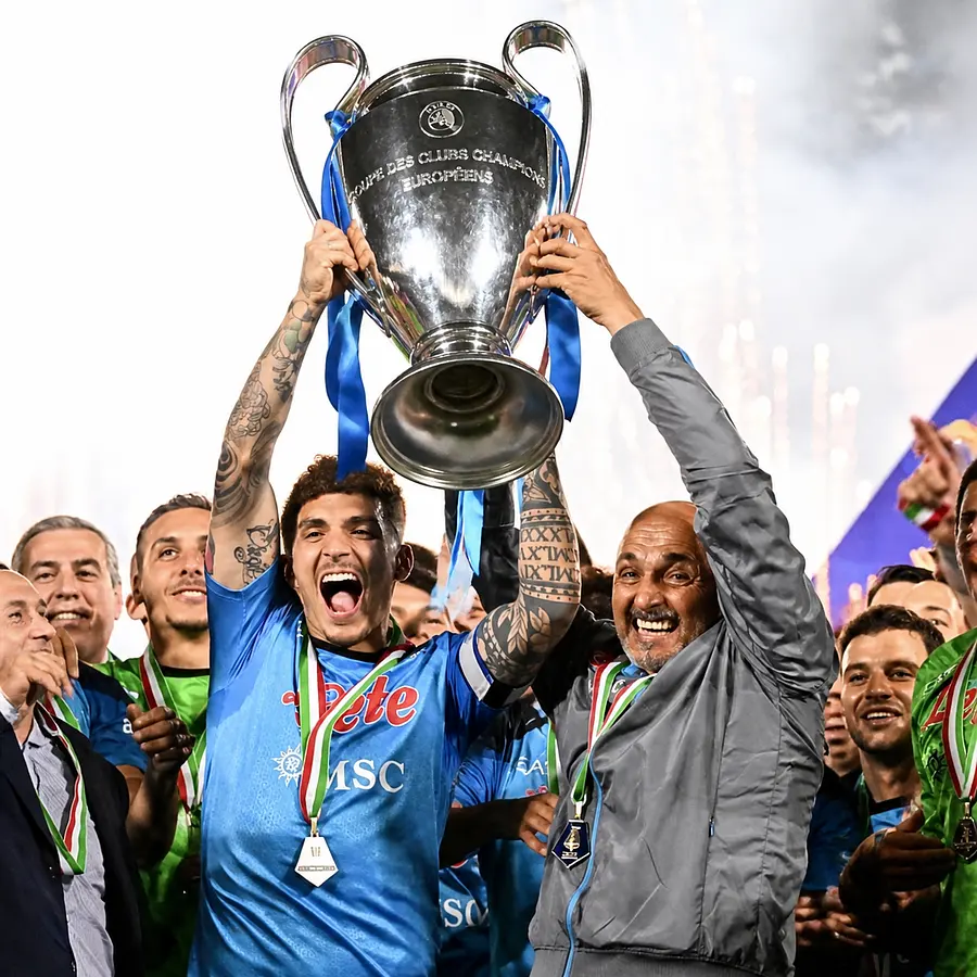 So posto della coppa dello scudetto metti la coppa della champions league